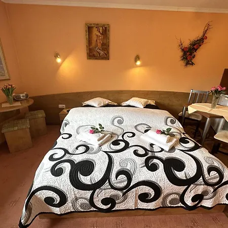 - Dvojpostelova Izba Apartmán *