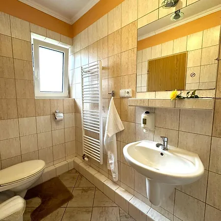 Apartmán - Dvojpostelova Izba *