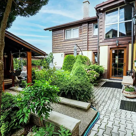 - Dvojpostelova Izba Apartmán Vel'ka Lomnica